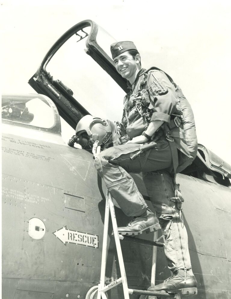 1971 Gary F 100 In Vietnam